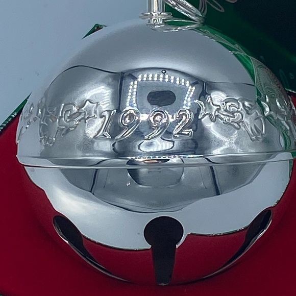 Wallace Silversmiths Holiday Wallace Silversmith 992 Annual Silver